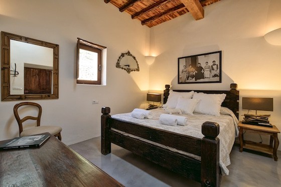 historic-stylish-bedroom-ibiza-can-frare.jpg historic stylish bedroom ibiza can frare
