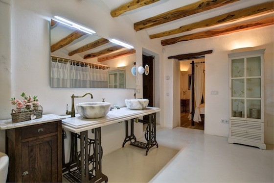The-Tower-Master-bedroom.jpg Can Frare Tower master bathroom